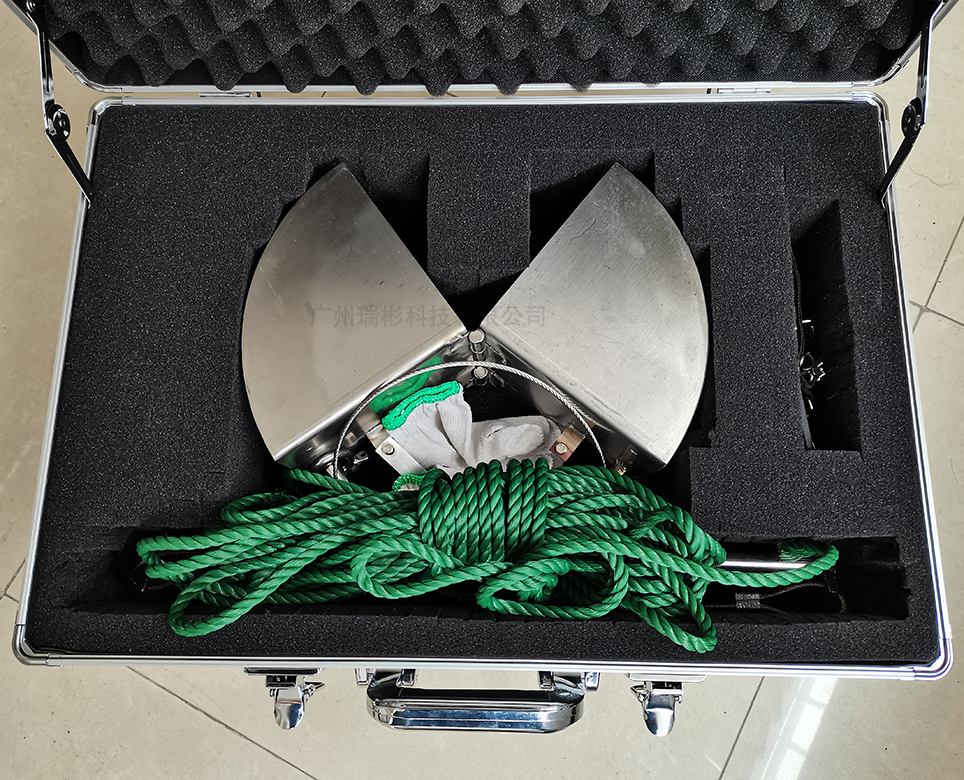 抓斗式采泥器實物圖